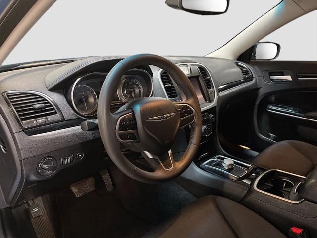 2023 Chrysler 300 Touring