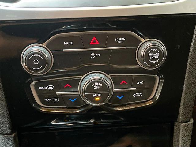 2023 Chrysler 300 Touring