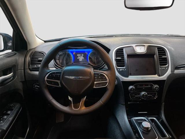 2023 Chrysler 300 Touring