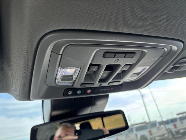 2026 GMC Sierra 1500 Crew Cab, Short Bed, SLT, 4WD