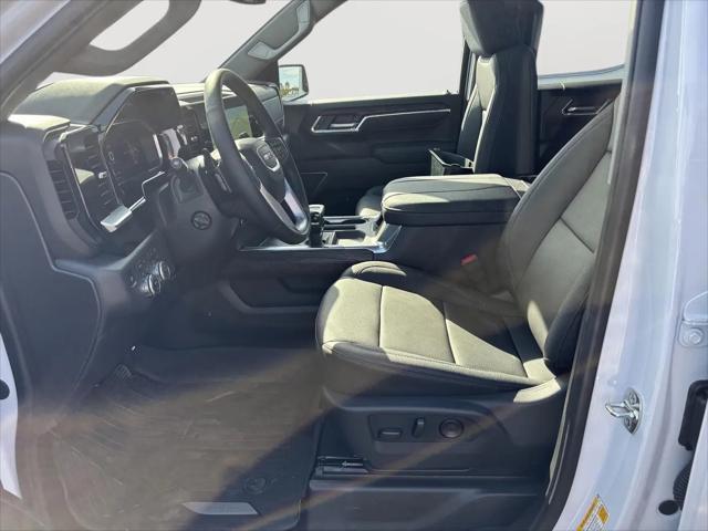 2026 GMC Sierra 1500 Crew Cab, Short Bed, SLT, 4WD