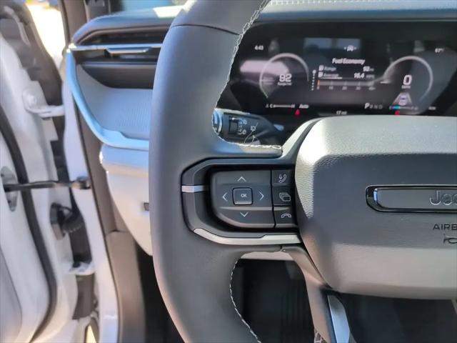 2026 Jeep Cherokee Laredo 4x4