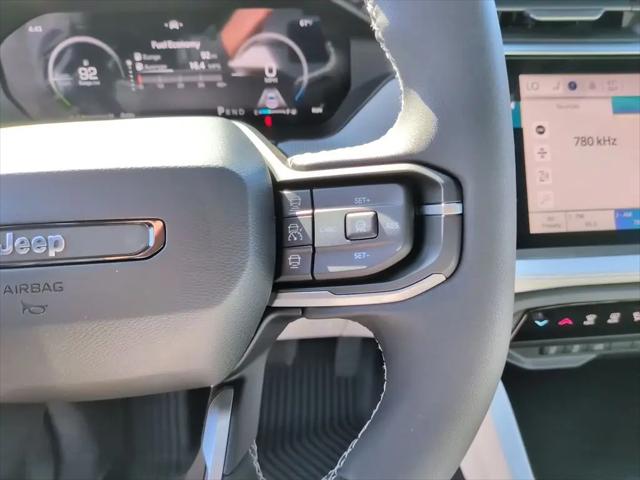 2026 Jeep Cherokee Laredo 4x4