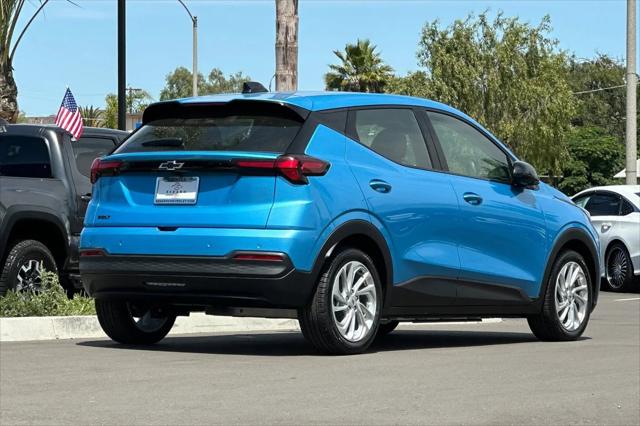 2027 Chevrolet Bolt LT FWD