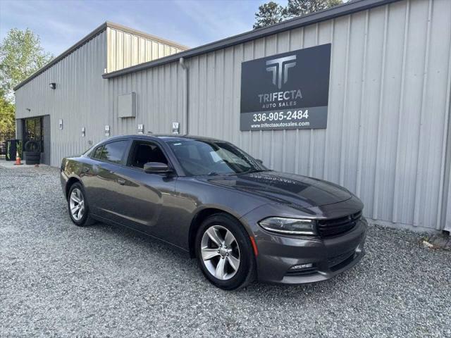 2016 Dodge Charger SXT