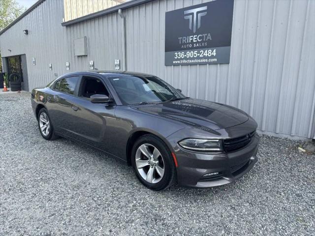 2016 Dodge Charger SXT