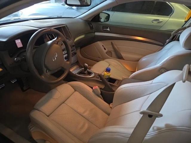 2010 INFINITI G37 Sport