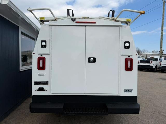 2021 GMC Savana Cutaway Work Van
