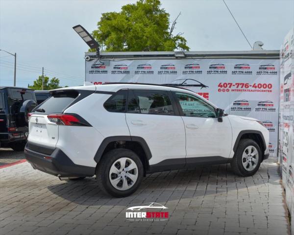 2019 Toyota RAV4 LE