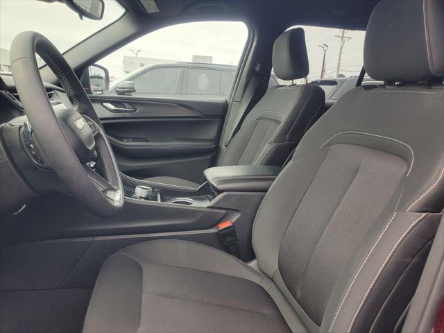 2024 Jeep Grand Cherokee Laredo 4x4