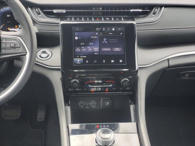 2024 Jeep Grand Cherokee Laredo 4x4