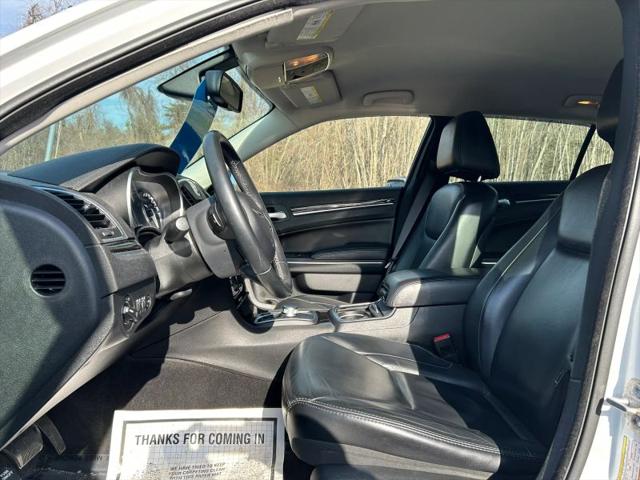 2015 Chrysler 300 Limited