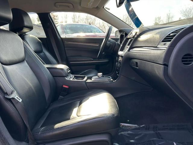 2015 Chrysler 300 Limited