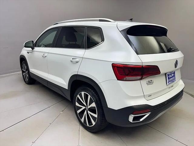 2024 Volkswagen Taos 1.5T SE