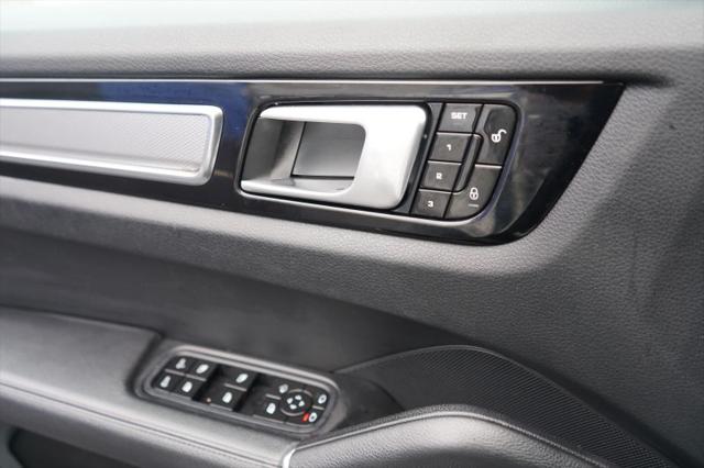 2019 Porsche Cayenne Base