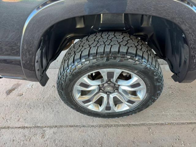 2020 Ram 1500 Laramie Longhorn Crew Cab 4x4 5'7" Box
