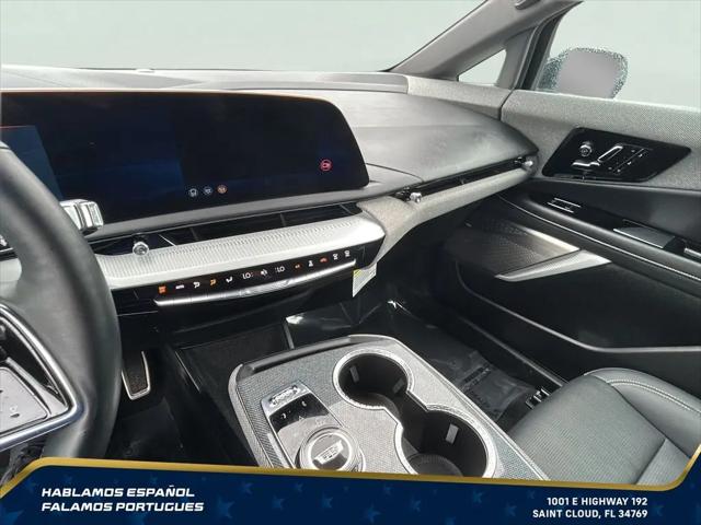 2025 Cadillac iQ Luxury 2 AWD