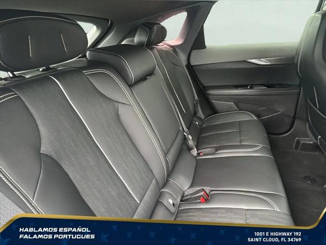 2025 Cadillac iQ Luxury 2 AWD