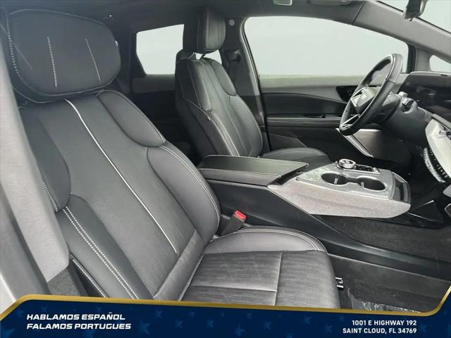 2025 Cadillac iQ Luxury 2 AWD
