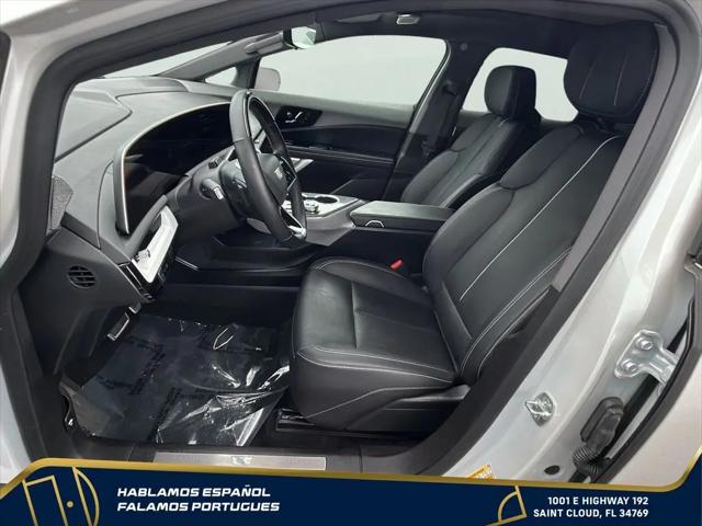 2025 Cadillac iQ Luxury 2 AWD