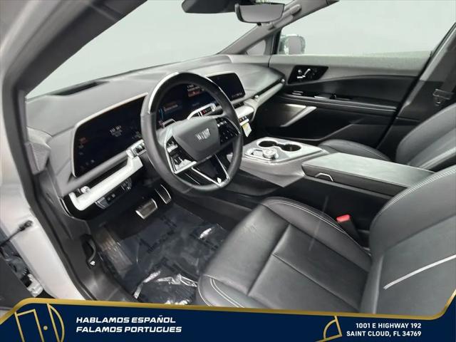 2025 Cadillac iQ Luxury 2 AWD