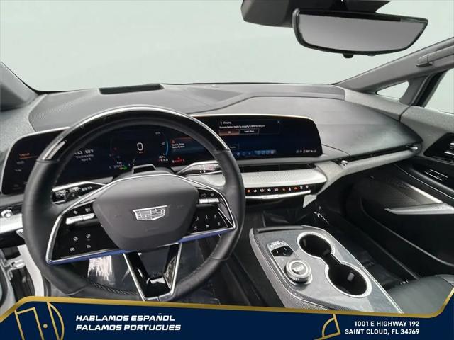 2025 Cadillac iQ Luxury 2 AWD