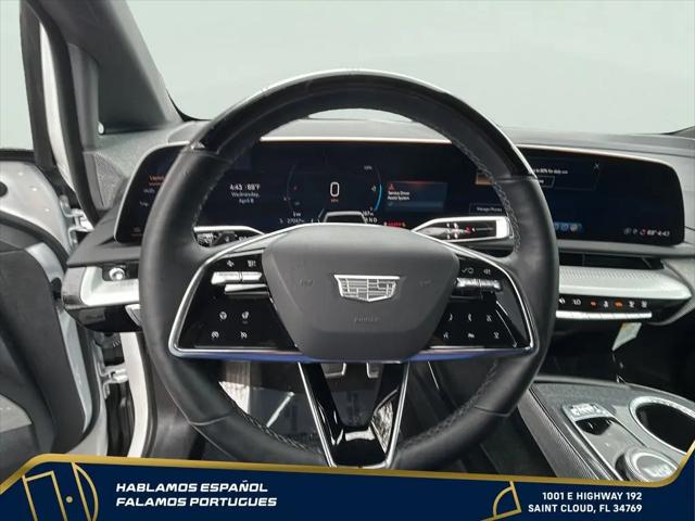2025 Cadillac iQ Luxury 2 AWD