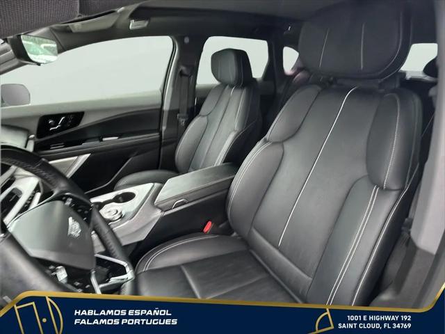 2025 Cadillac iQ Luxury 2 AWD