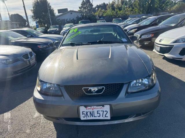 2004 Ford Mustang Base