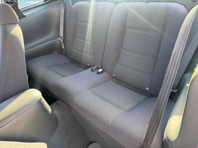 2004 Ford Mustang Base