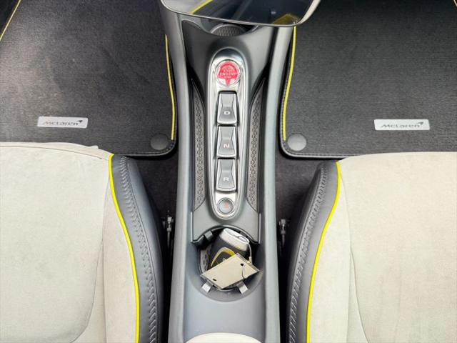 2023 McLaren Artura Performance