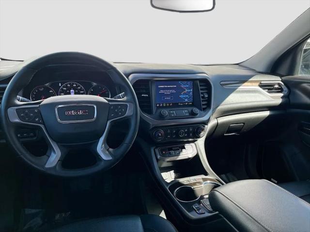 2023 GMC Acadia AWD AT4