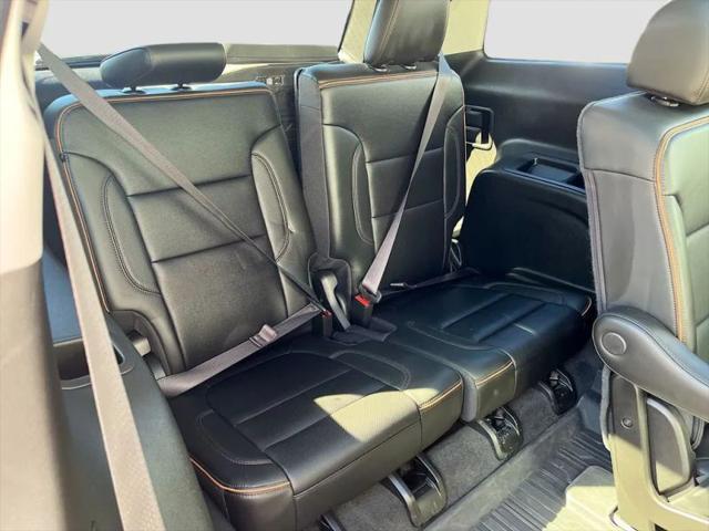 2023 GMC Acadia AWD AT4