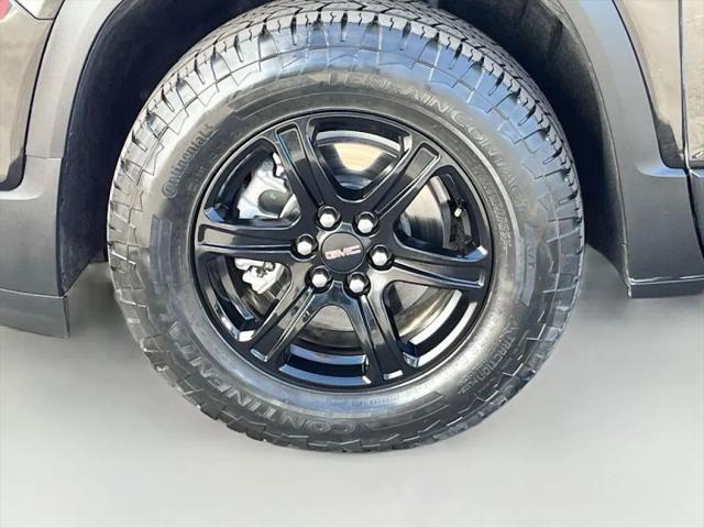 2023 GMC Acadia AWD AT4