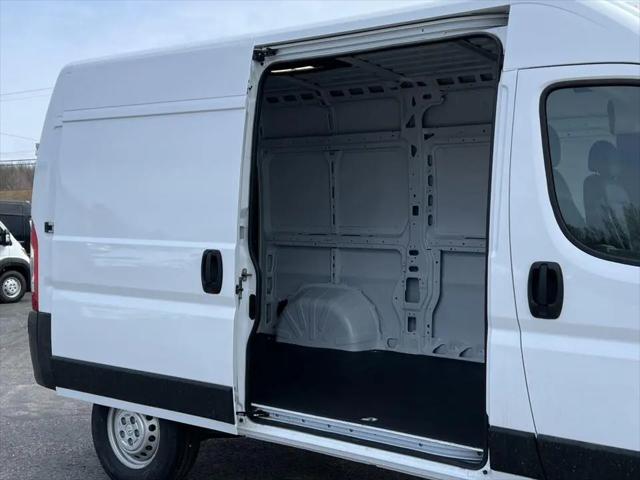 2026 Ram ProMaster Cargo Van Tradesman High Roof 136" WB w/Pass Seat