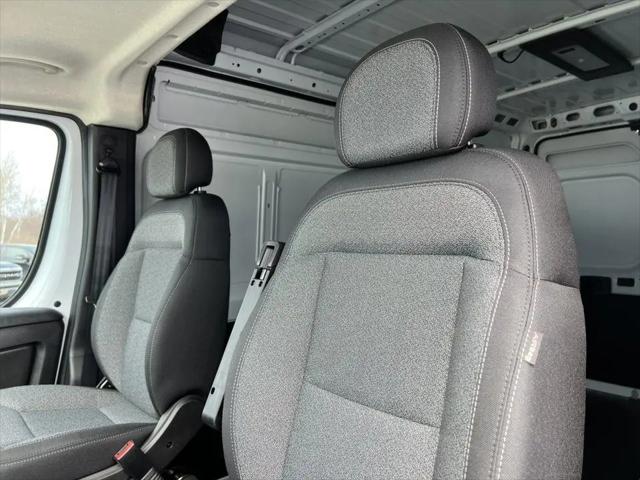 2026 Ram ProMaster Cargo Van Tradesman High Roof 136" WB w/Pass Seat