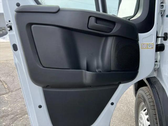 2026 Ram ProMaster Cargo Van Tradesman High Roof 136" WB w/Pass Seat