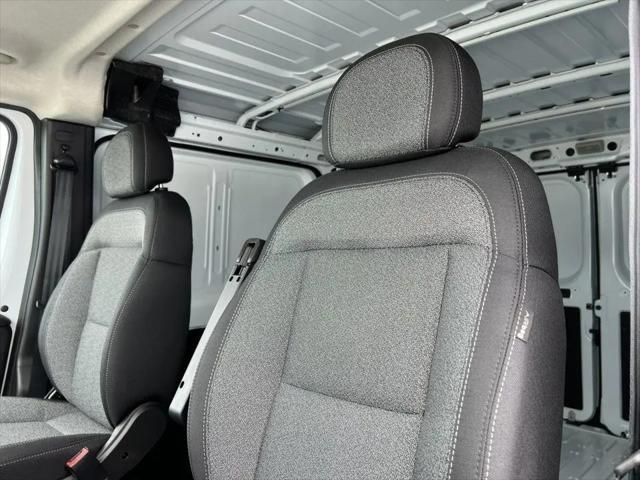 2026 Ram ProMaster Cargo Van Tradesman Low Roof 118" WB w/Pass Seat