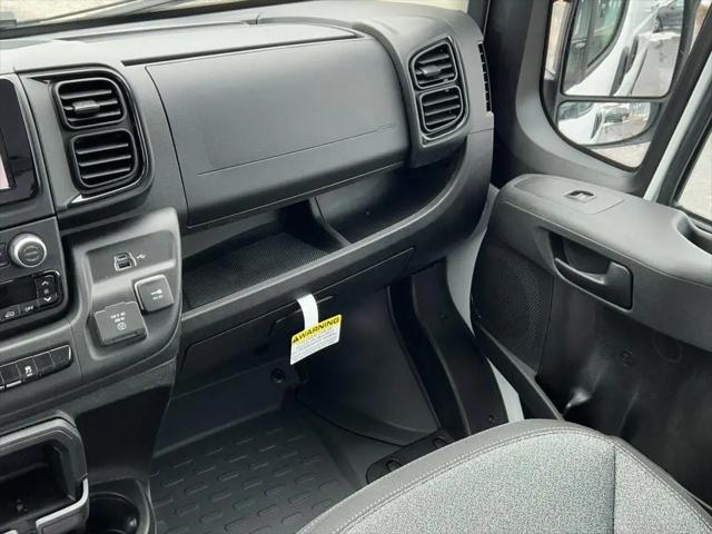2026 Ram ProMaster Cargo Van Tradesman Low Roof 118" WB w/Pass Seat