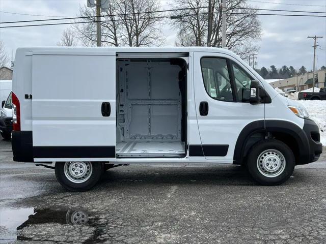 2026 Ram ProMaster Cargo Van Tradesman Low Roof 118" WB w/Pass Seat