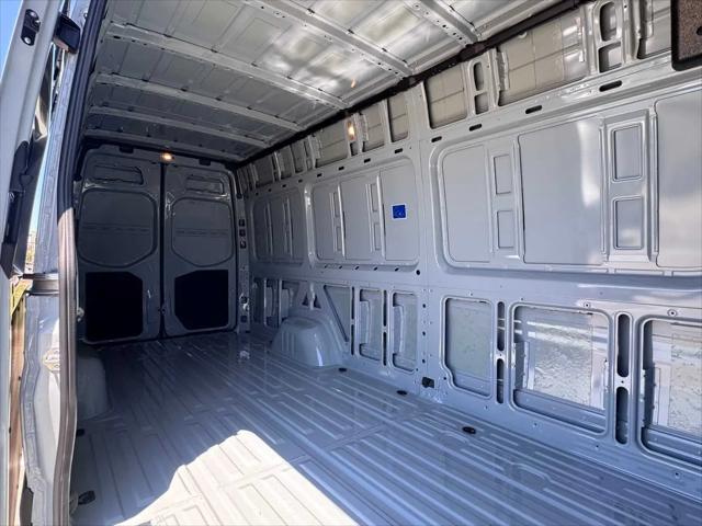 2026 Mercedes-Benz Sprinter 2500 High Roof 4-Cyl Diesel HO