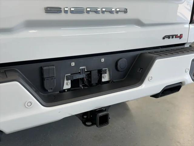 2021 GMC Sierra 1500 4WD Crew Cab Short Box AT4