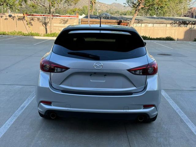 2018 Mazda Mazda3 Touring