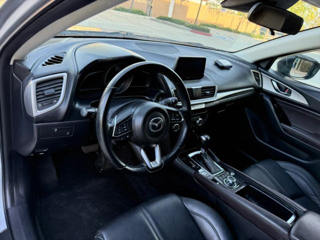 2018 Mazda Mazda3 Touring
