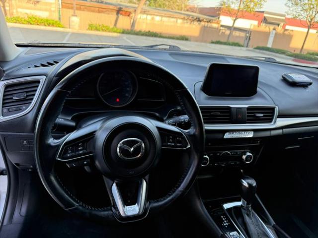 2018 Mazda Mazda3 Touring