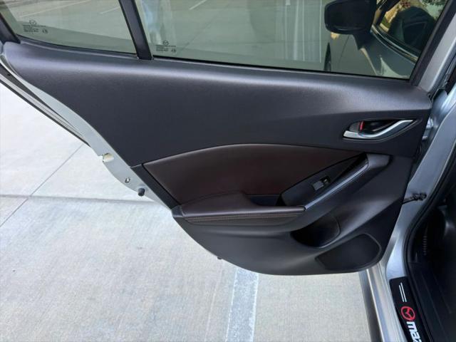 2018 Mazda Mazda3 Touring