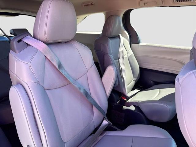 2023 Toyota Sienna XLE