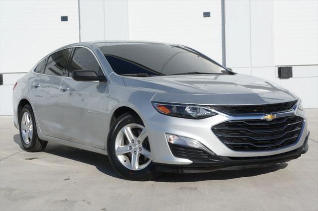 2022 Chevrolet Malibu FWD 1FL