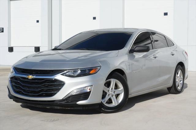 2022 Chevrolet Malibu FWD 1FL