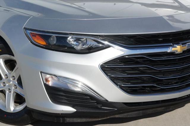2022 Chevrolet Malibu FWD 1FL